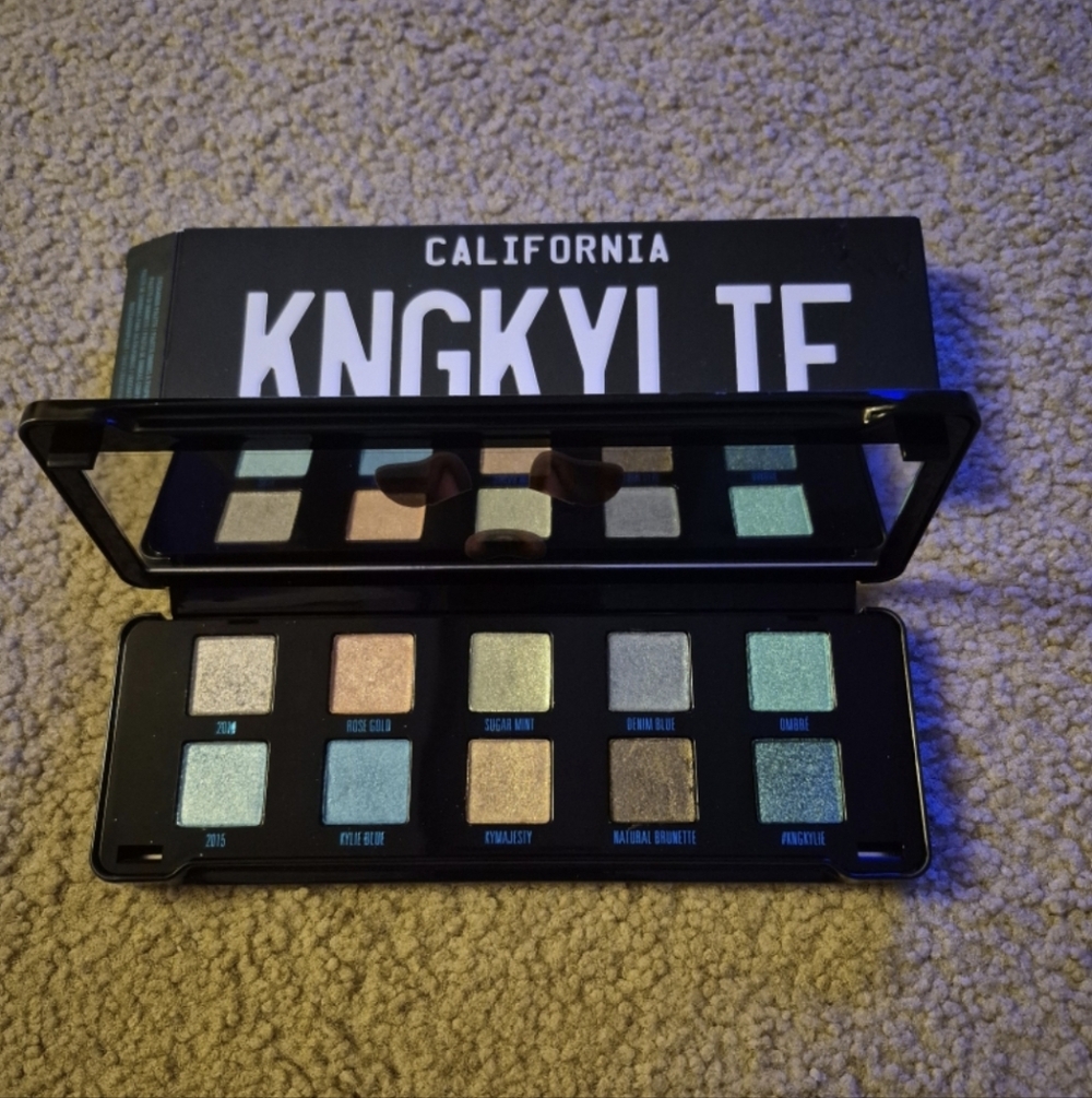 Kylie Jenner King Kylie Eyeshadow Palette Limited-Edition